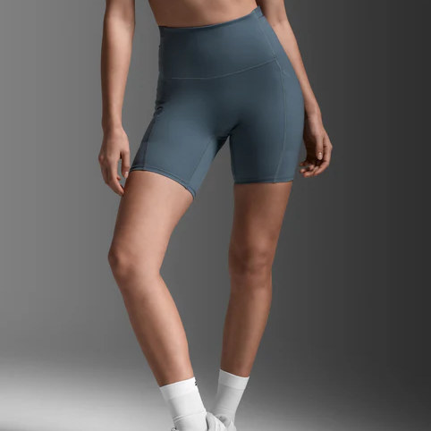 2XU Womens Form Stash Hi-Rise 6inch Compression Shorts (with Pockets)